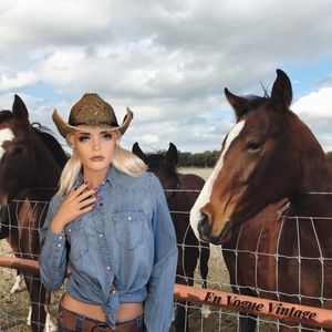 Western inspired denim long sleeved shirt